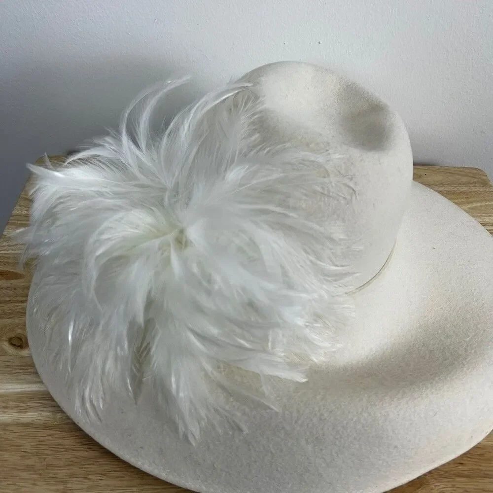 Seasons by S&S Hat Co Vintage White Wool Felt Wide Brim Hat Feather Accent USA